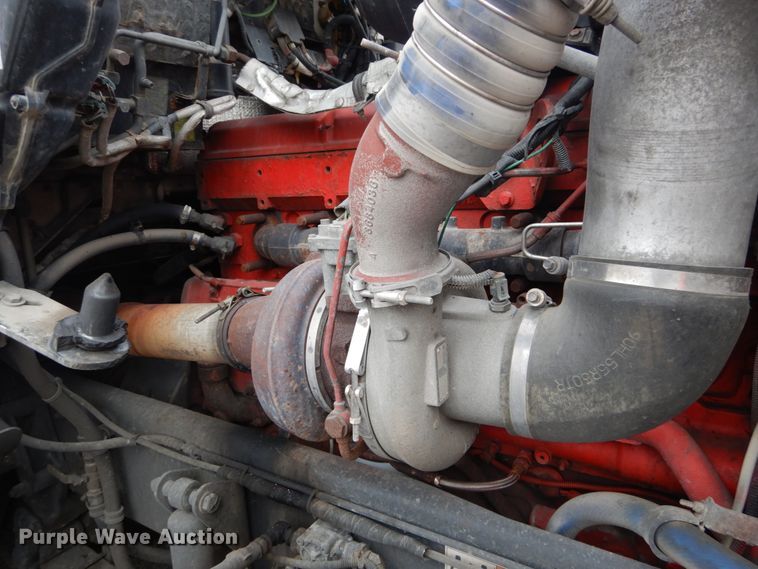 image for item DH5065 2011 Kenworth T660 semi truck