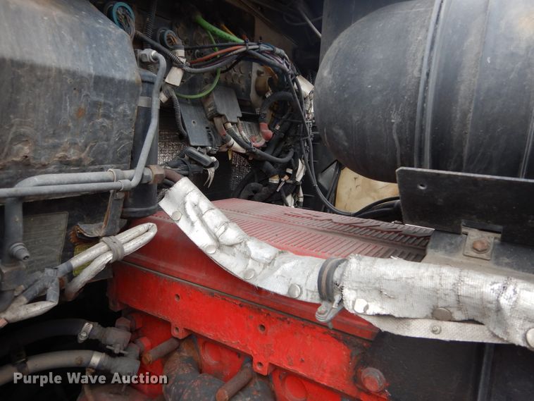 image for item DH5065 2011 Kenworth T660 semi truck