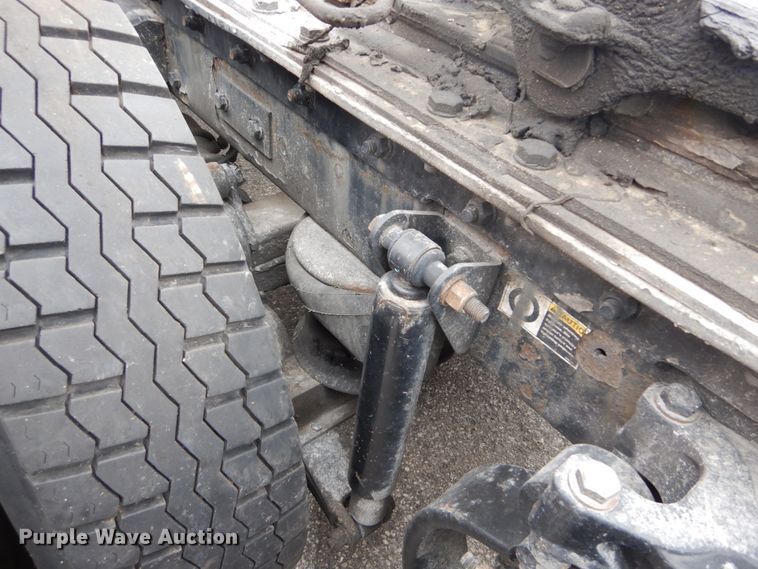 image for item DH5065 2011 Kenworth T660 semi truck