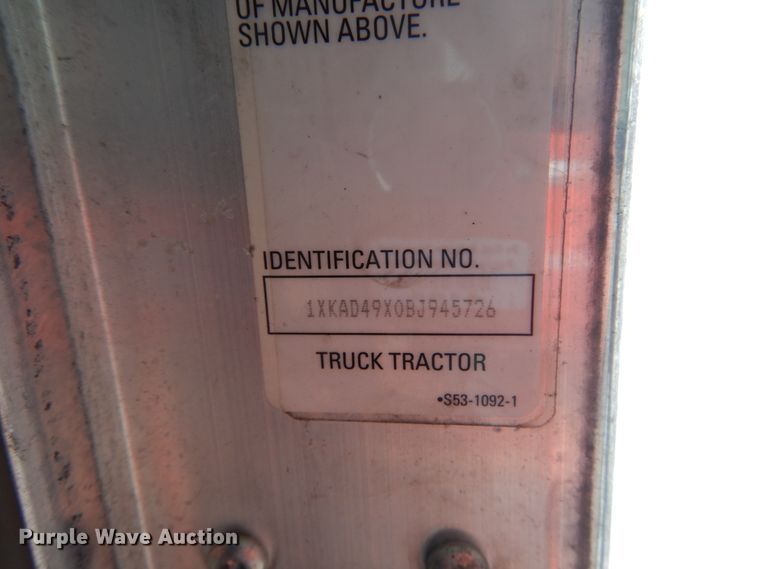 image for item DH5065 2011 Kenworth T660 semi truck