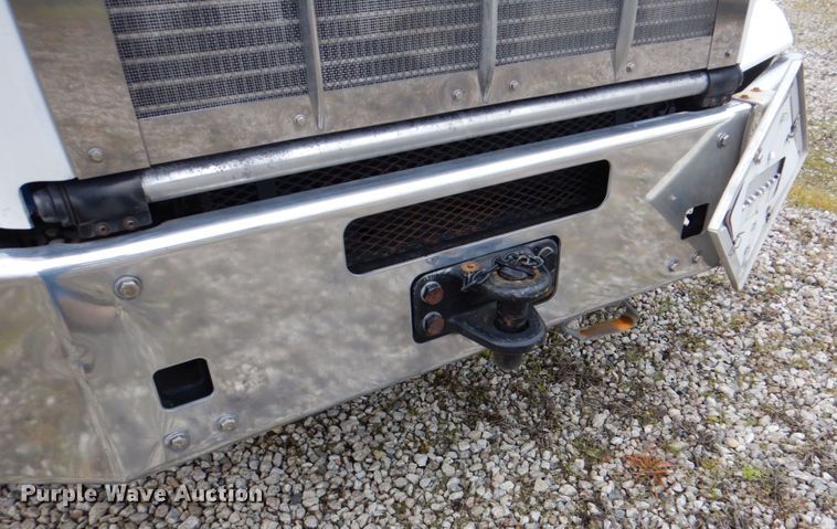 image for item DH5307 2012 Kenworth T800 vacuum truck