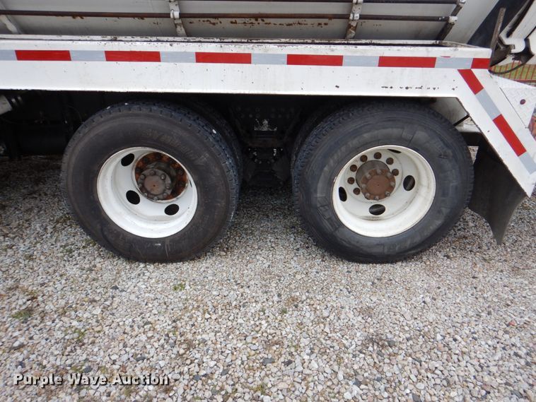 image for item DH5307 2012 Kenworth T800 vacuum truck