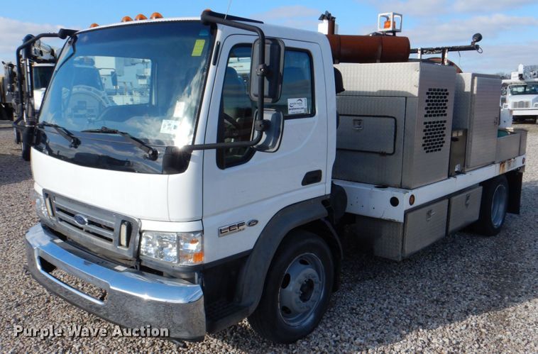image for item DH5308 2009 Ford LCF sewer jetter truck