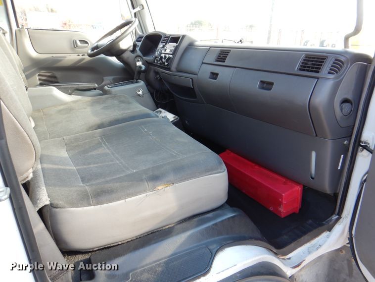 image for item DH5308 2009 Ford LCF sewer jetter truck