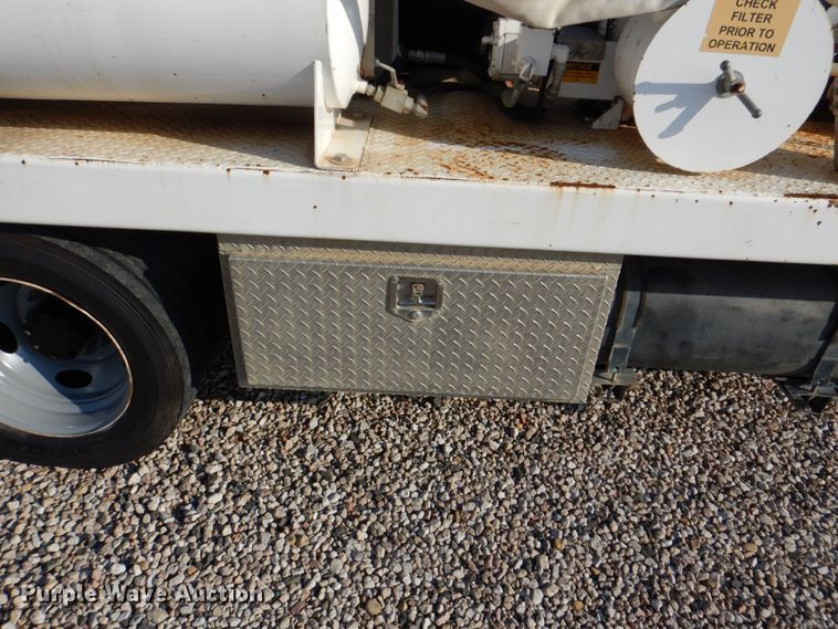 image for item DH5308 2009 Ford LCF sewer jetter truck