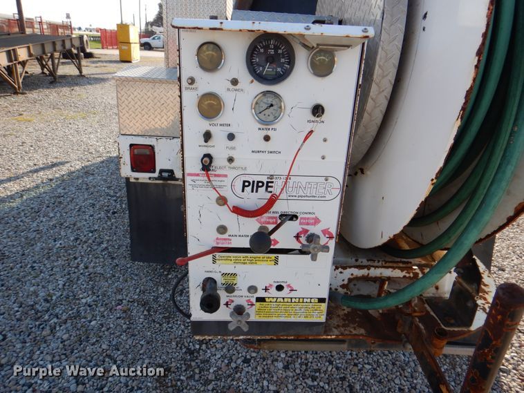 image for item DH5308 2009 Ford LCF sewer jetter truck