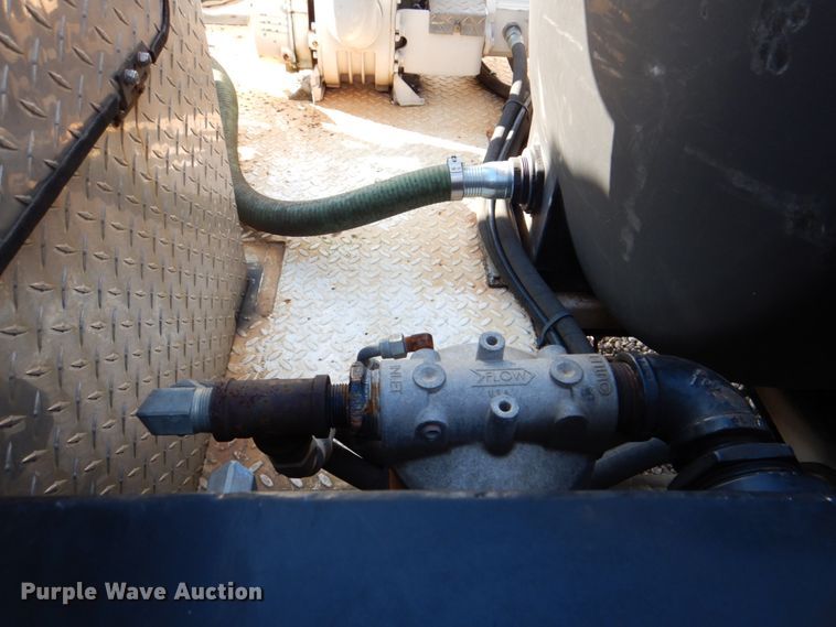 image for item DH5308 2009 Ford LCF sewer jetter truck