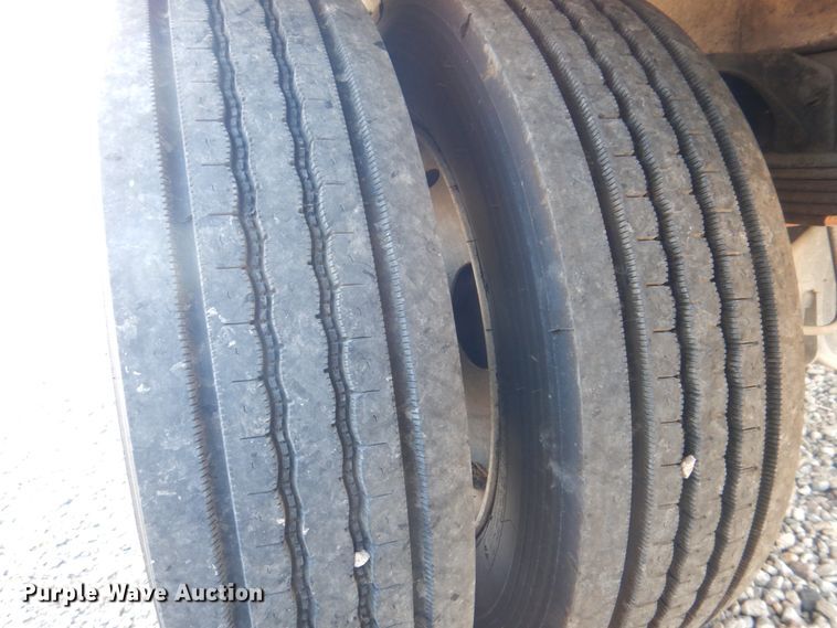 image for item DH5308 2009 Ford LCF sewer jetter truck