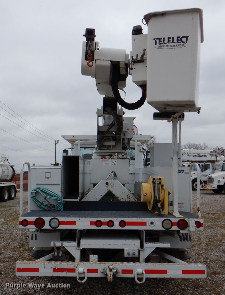 image for item DH5309 2003 Freightliner Business Class M2 bucket truck