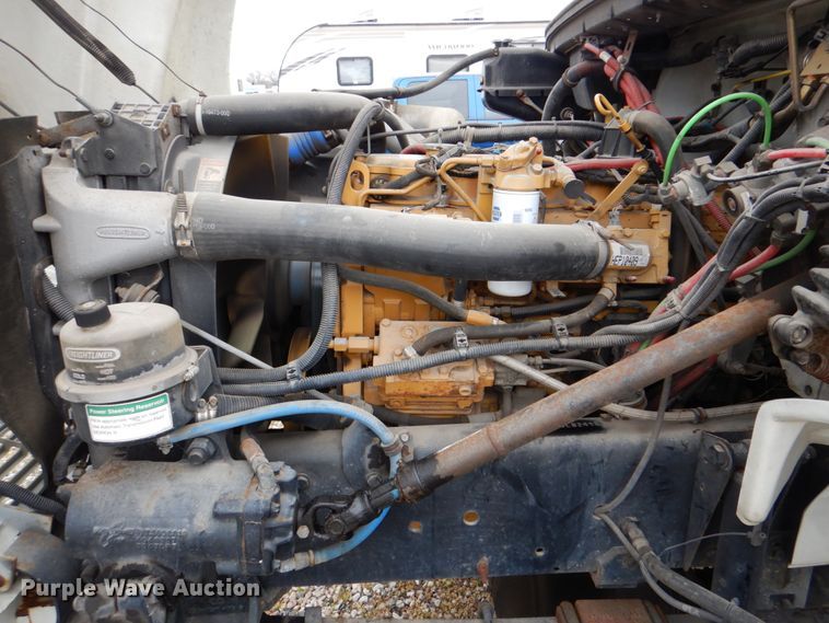 image for item DH5309 2003 Freightliner Business Class M2 bucket truck