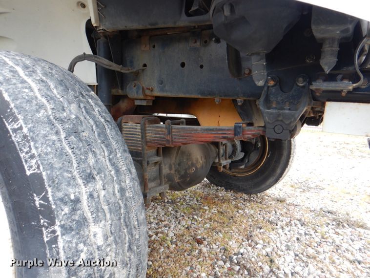 image for item DH5309 2003 Freightliner Business Class M2 bucket truck