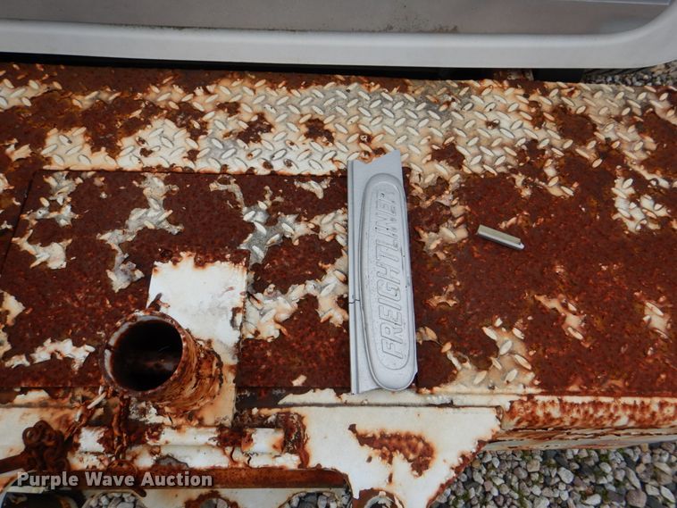 image for item DH5310 2000 Freightliner FL70 digger derrick truck