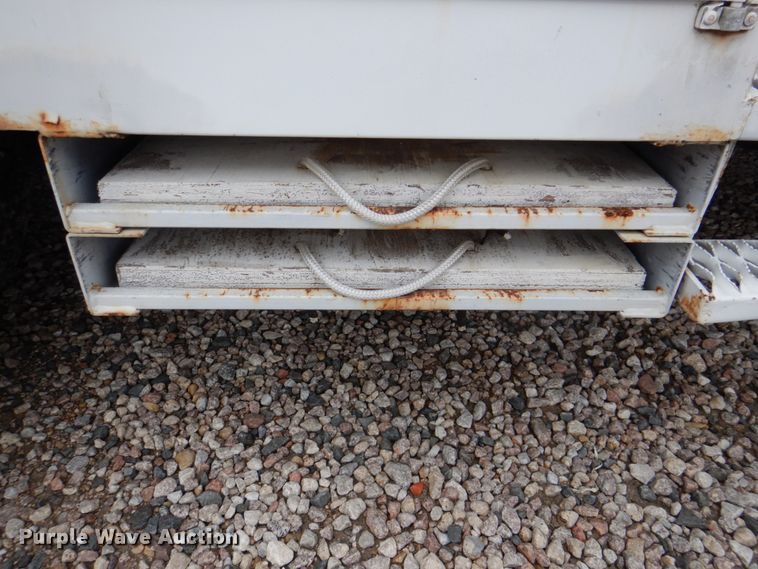 image for item DH5310 2000 Freightliner FL70 digger derrick truck