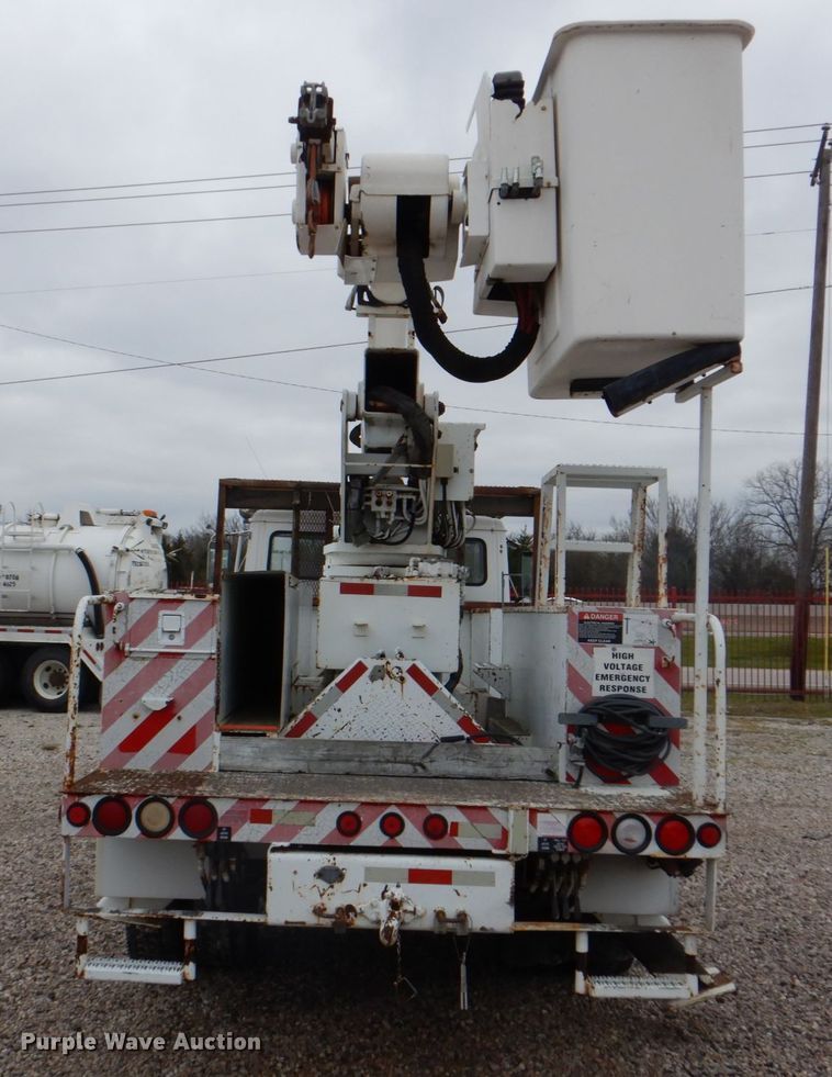 image for item DH5311 2000 Freightliner FL70 bucket truck