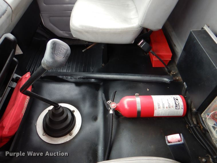 image for item DH5311 2000 Freightliner FL70 bucket truck