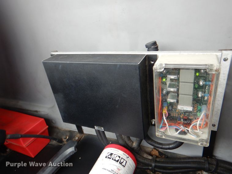 image for item DH5311 2000 Freightliner FL70 bucket truck