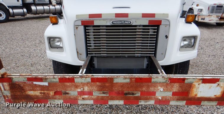 image for item DH5311 2000 Freightliner FL70 bucket truck