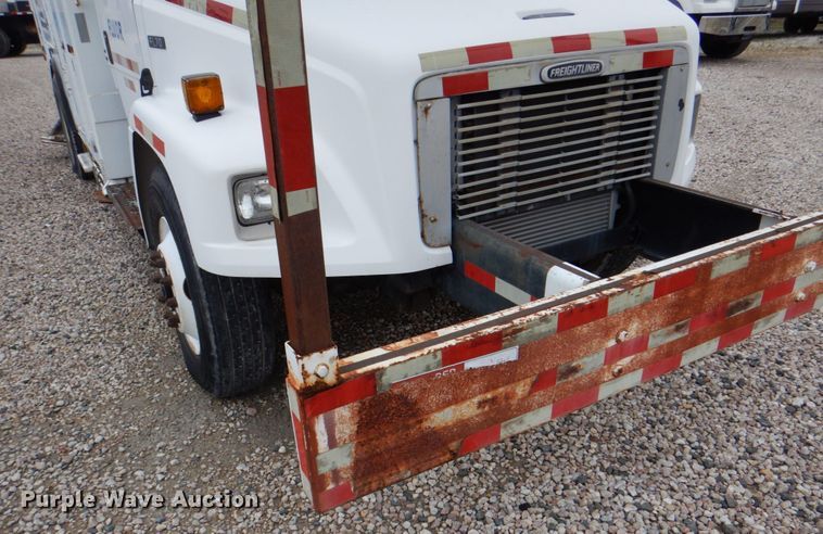 image for item DH5311 2000 Freightliner FL70 bucket truck