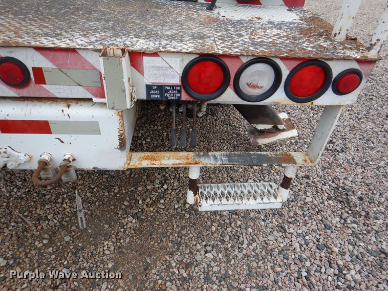 image for item DH5311 2000 Freightliner FL70 bucket truck