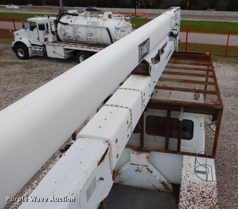 image for item DH5311 2000 Freightliner FL70 bucket truck