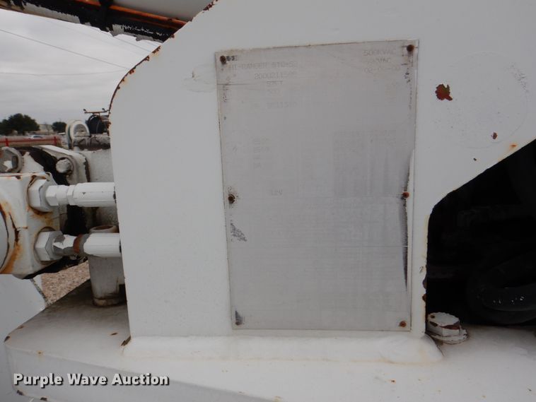 image for item DH5311 2000 Freightliner FL70 bucket truck