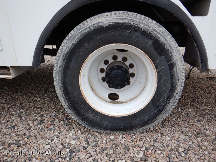 image for item DH5311 2000 Freightliner FL70 bucket truck