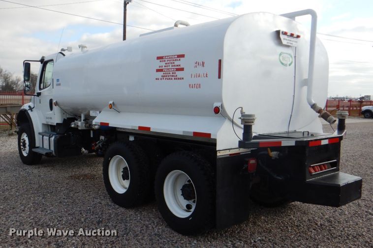 image for item DH5313 2013 Freightliner Business Class M2 water truck