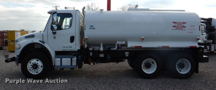 image for item DH5313 2013 Freightliner Business Class M2 water truck
