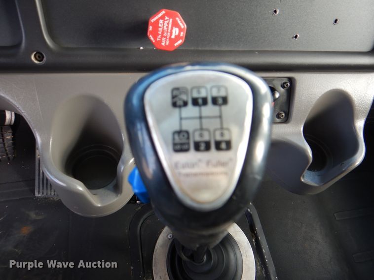 image for item DH5313 2013 Freightliner Business Class M2 water truck