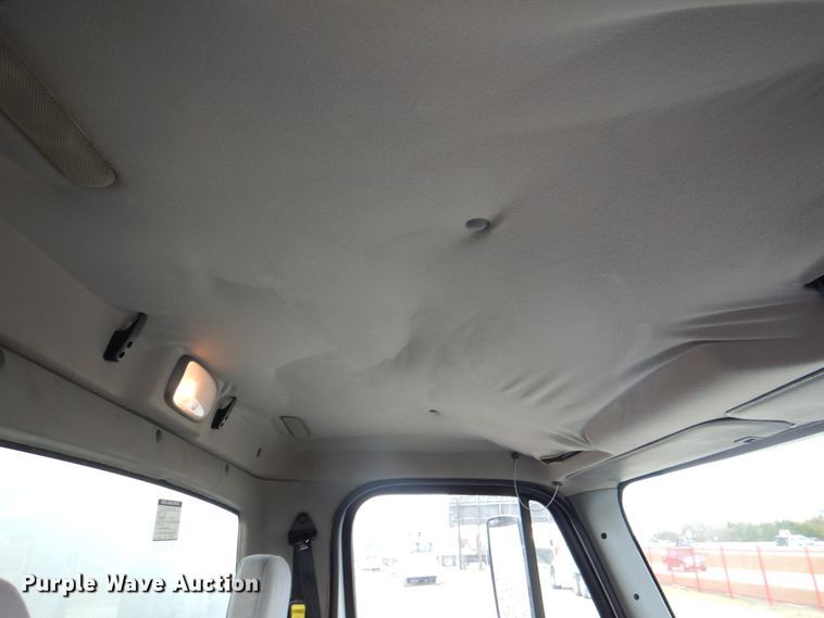 image for item DH5313 2013 Freightliner Business Class M2 water truck