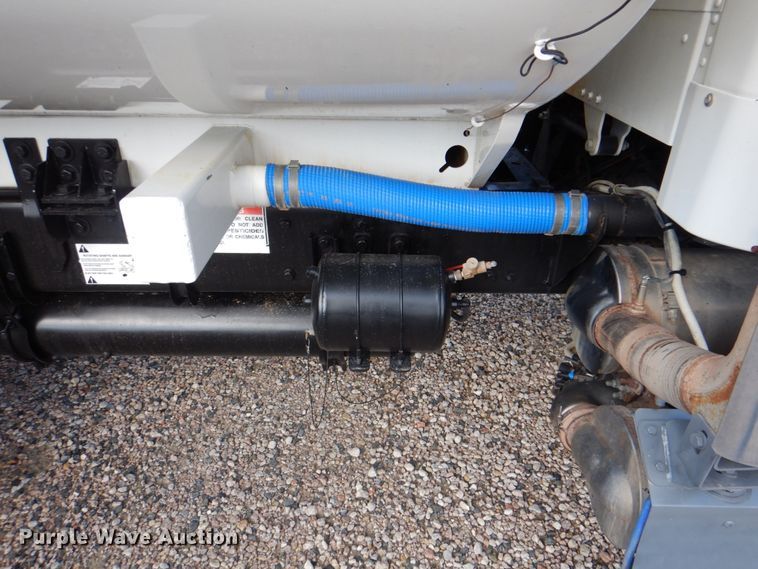 image for item DH5313 2013 Freightliner Business Class M2 water truck