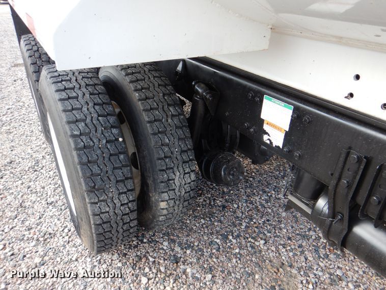 image for item DH5313 2013 Freightliner Business Class M2 water truck