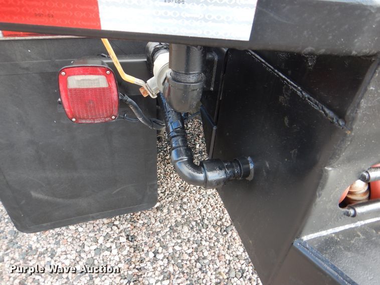 image for item DH5313 2013 Freightliner Business Class M2 water truck