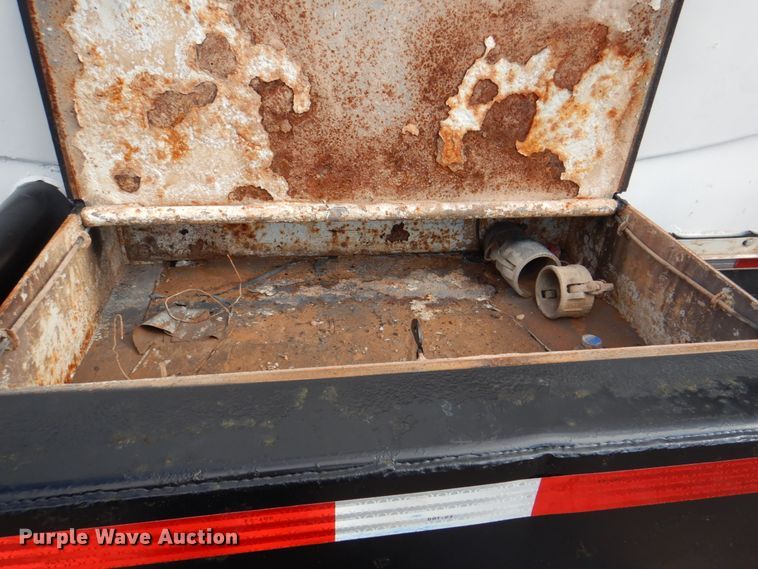 image for item DH5313 2013 Freightliner Business Class M2 water truck