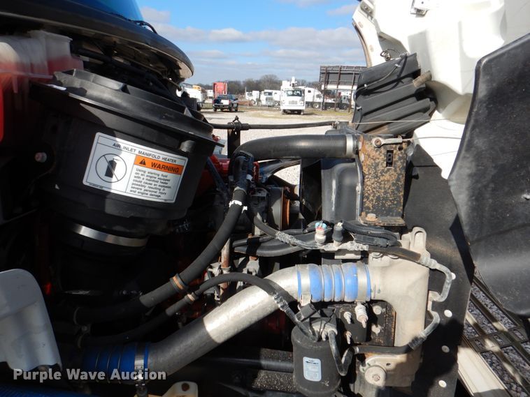 image for item DH5313 2013 Freightliner Business Class M2 water truck