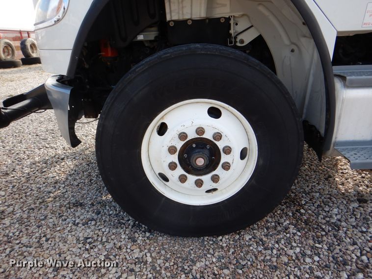 image for item DH5313 2013 Freightliner Business Class M2 water truck