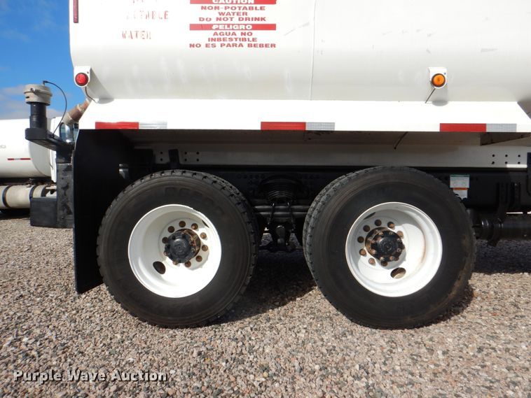 image for item DH5313 2013 Freightliner Business Class M2 water truck