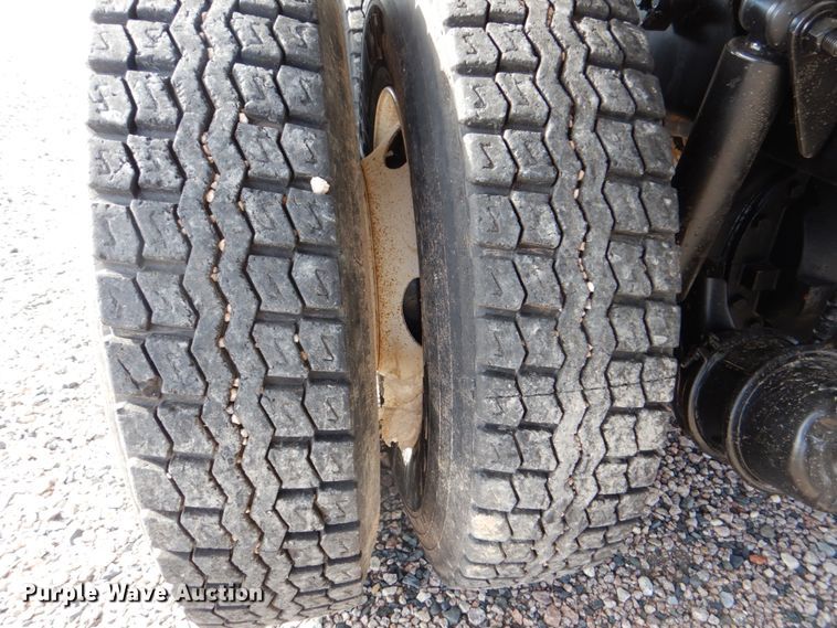 image for item DH5313 2013 Freightliner Business Class M2 water truck