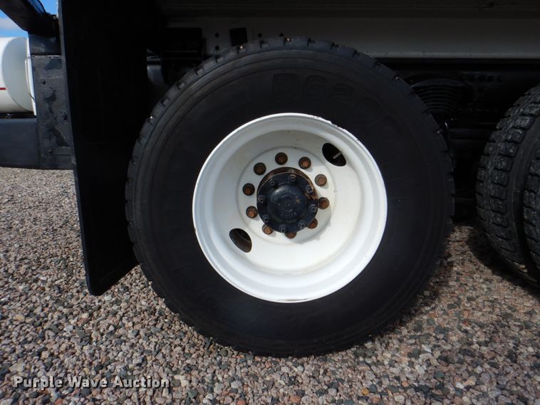 image for item DH5313 2013 Freightliner Business Class M2 water truck