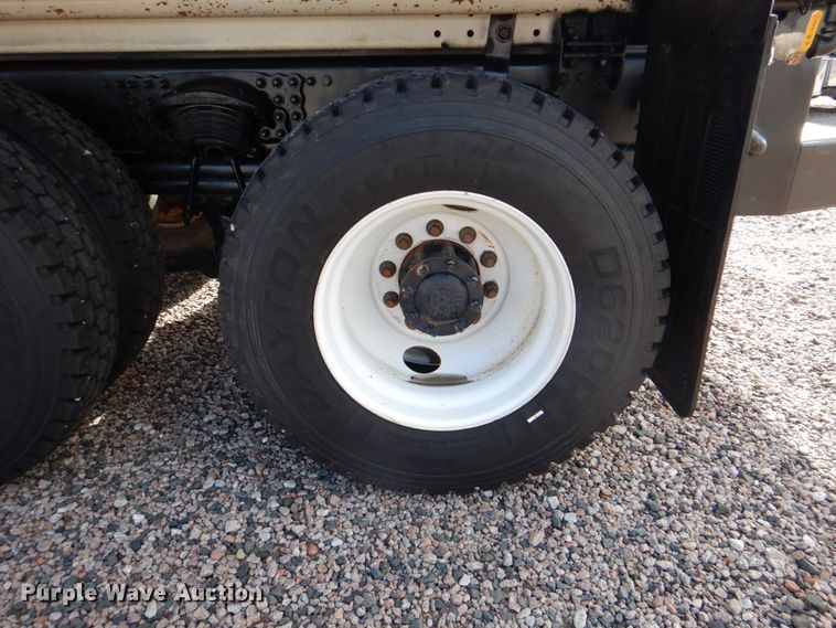 image for item DH5313 2013 Freightliner Business Class M2 water truck