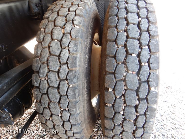 image for item DH5313 2013 Freightliner Business Class M2 water truck