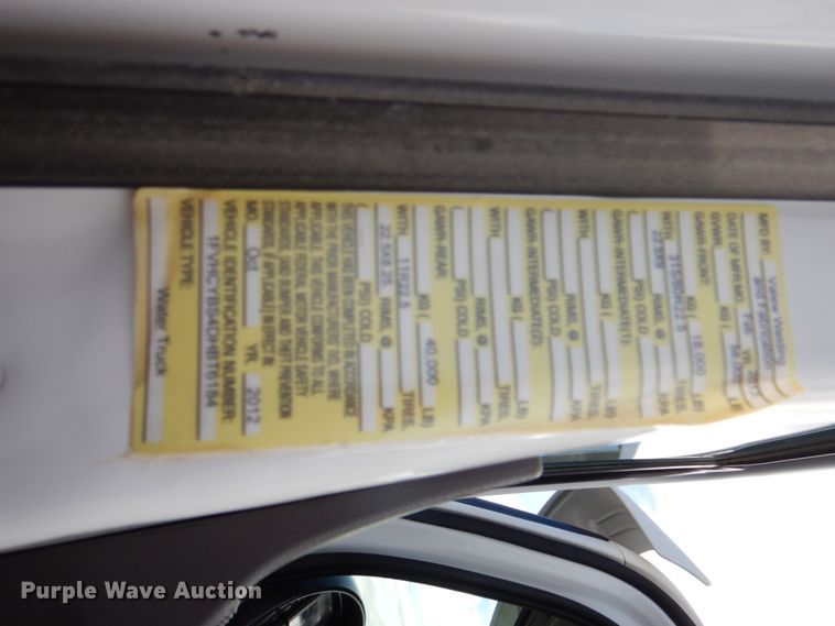 image for item DH5313 2013 Freightliner Business Class M2 water truck