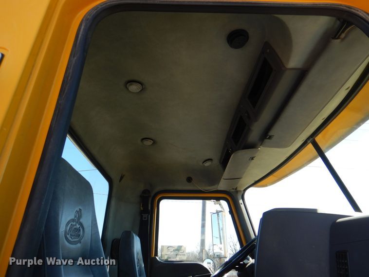 image for item DH5315 2009 Mack CHU613 crane truck