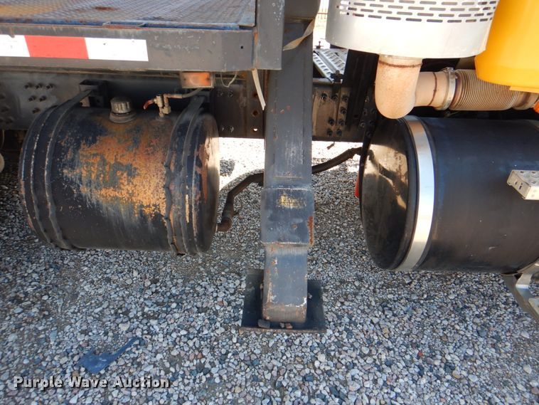 image for item DH5315 2009 Mack CHU613 crane truck