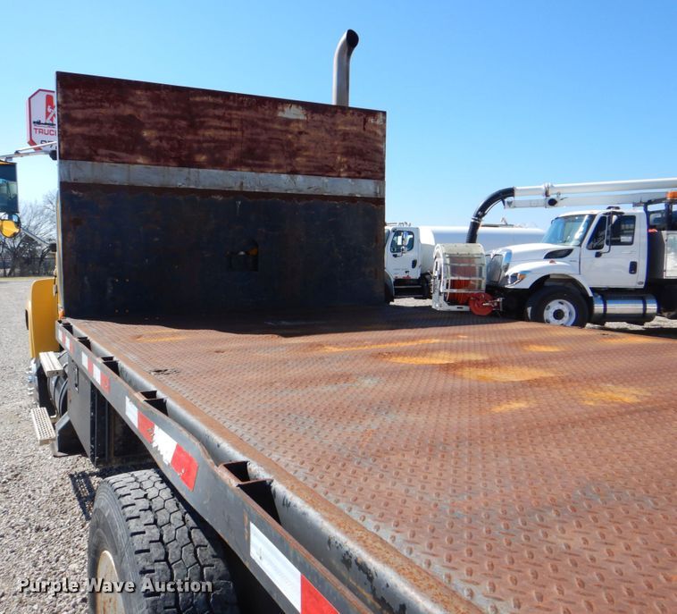 image for item DH5315 2009 Mack CHU613 crane truck