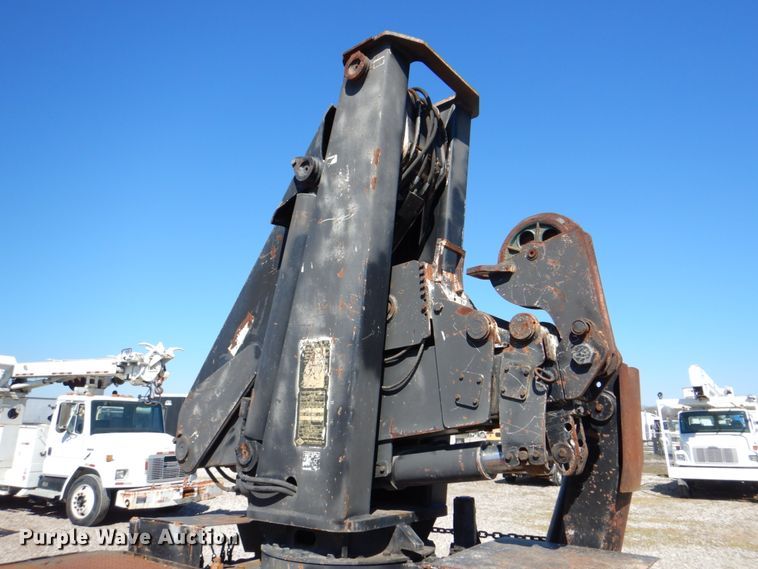 image for item DH5315 2009 Mack CHU613 crane truck