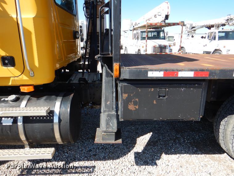 image for item DH5315 2009 Mack CHU613 crane truck