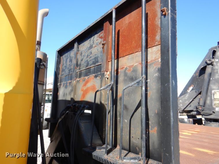 image for item DH5315 2009 Mack CHU613 crane truck