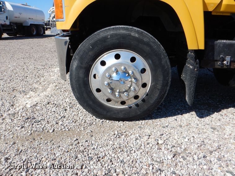 image for item DH5315 2009 Mack CHU613 crane truck