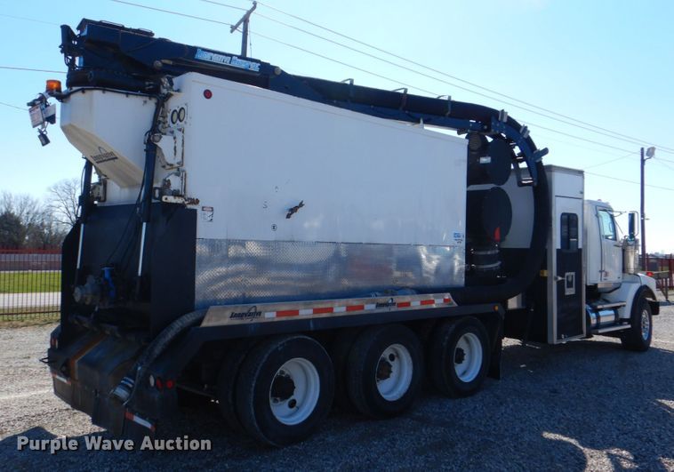 image for item DH5316 2013 Western Star 4900 hydrovac truck